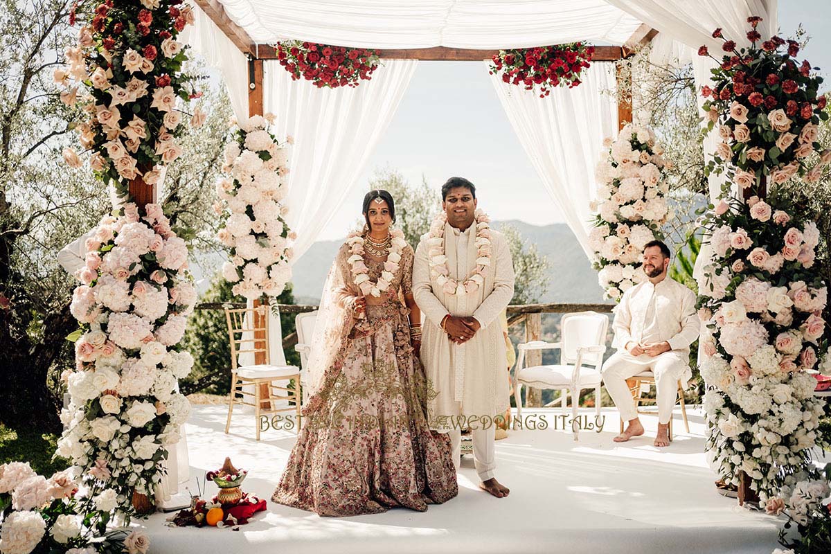 indian red white wedding mandap tuscany - Portfolio