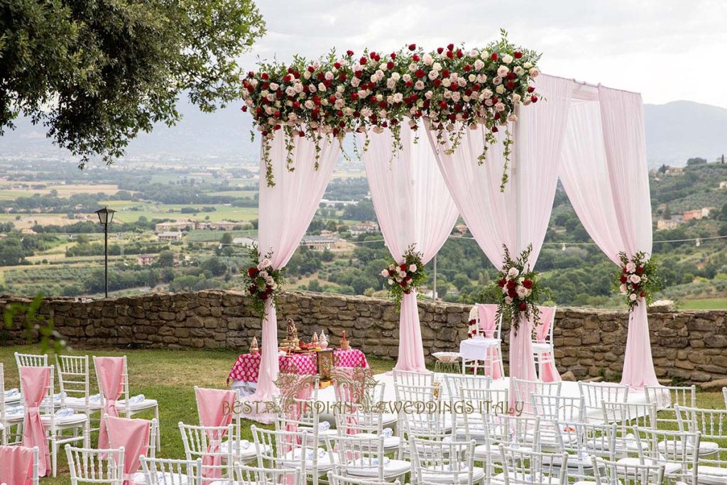 hindu mandap indian wedding italy 1024x683 - Romantic Hindu Wedding in an Italian Castle: A Serene Union in Umbria