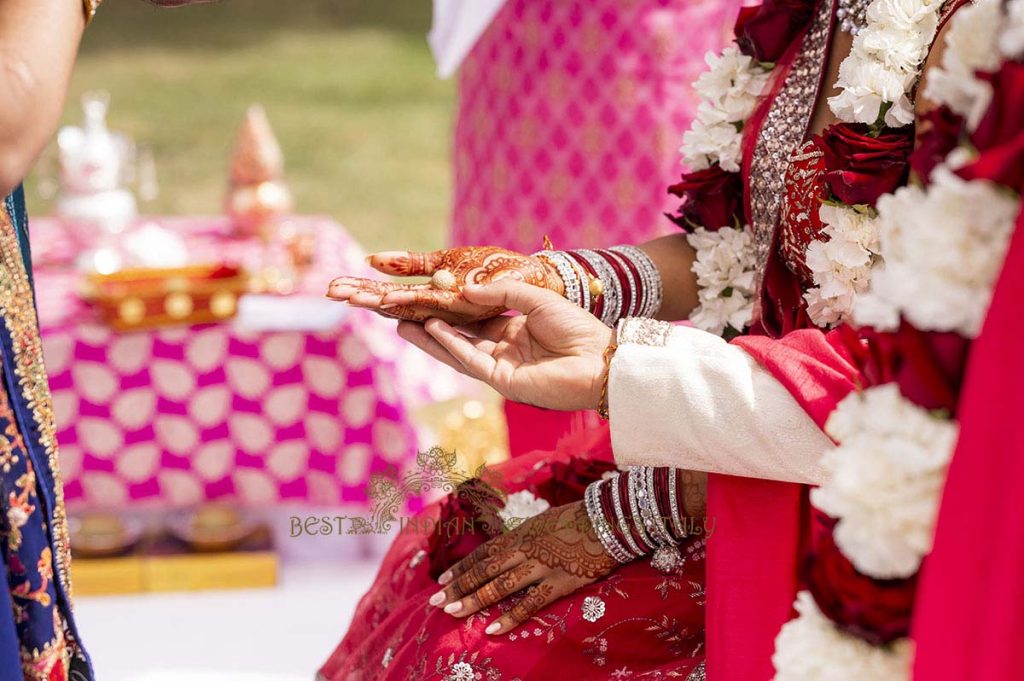 hindu wedding ceremony italian castle 1024x681 - Romantic Hindu Wedding in an Italian Castle: A Serene Union in Umbria