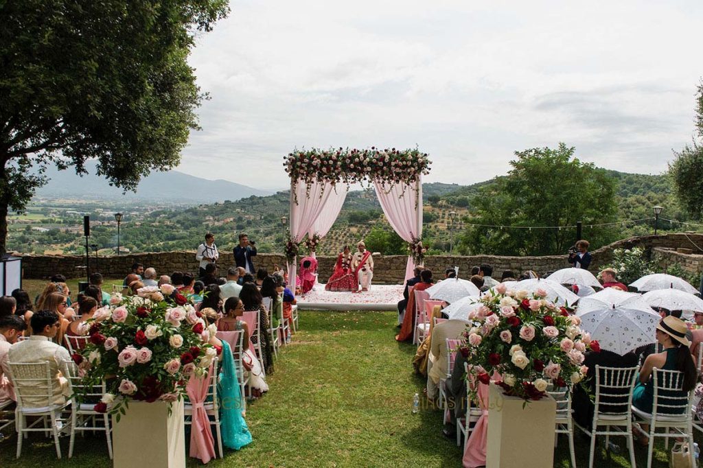 hindu wedding ceremony italy venue 1024x682 - Romantic Hindu Wedding in an Italian Castle: A Serene Union in Umbria