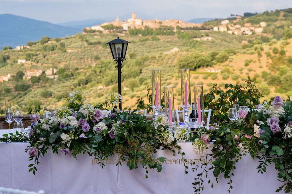 wedding reception with a view 1024x681 - Romantic Hindu Wedding in an Italian Castle: A Serene Union in Umbria